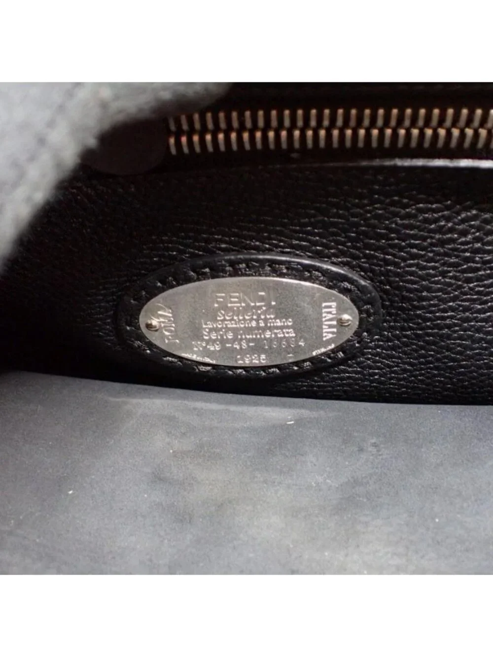 Fendi Selleria Peekaboo Business Bag Handbag Leather Black